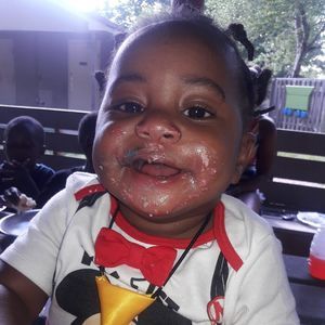 Meet your Posher, Logan